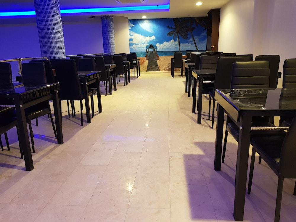 Sama Inn Hotel Apartments Riaad Buitenkant foto